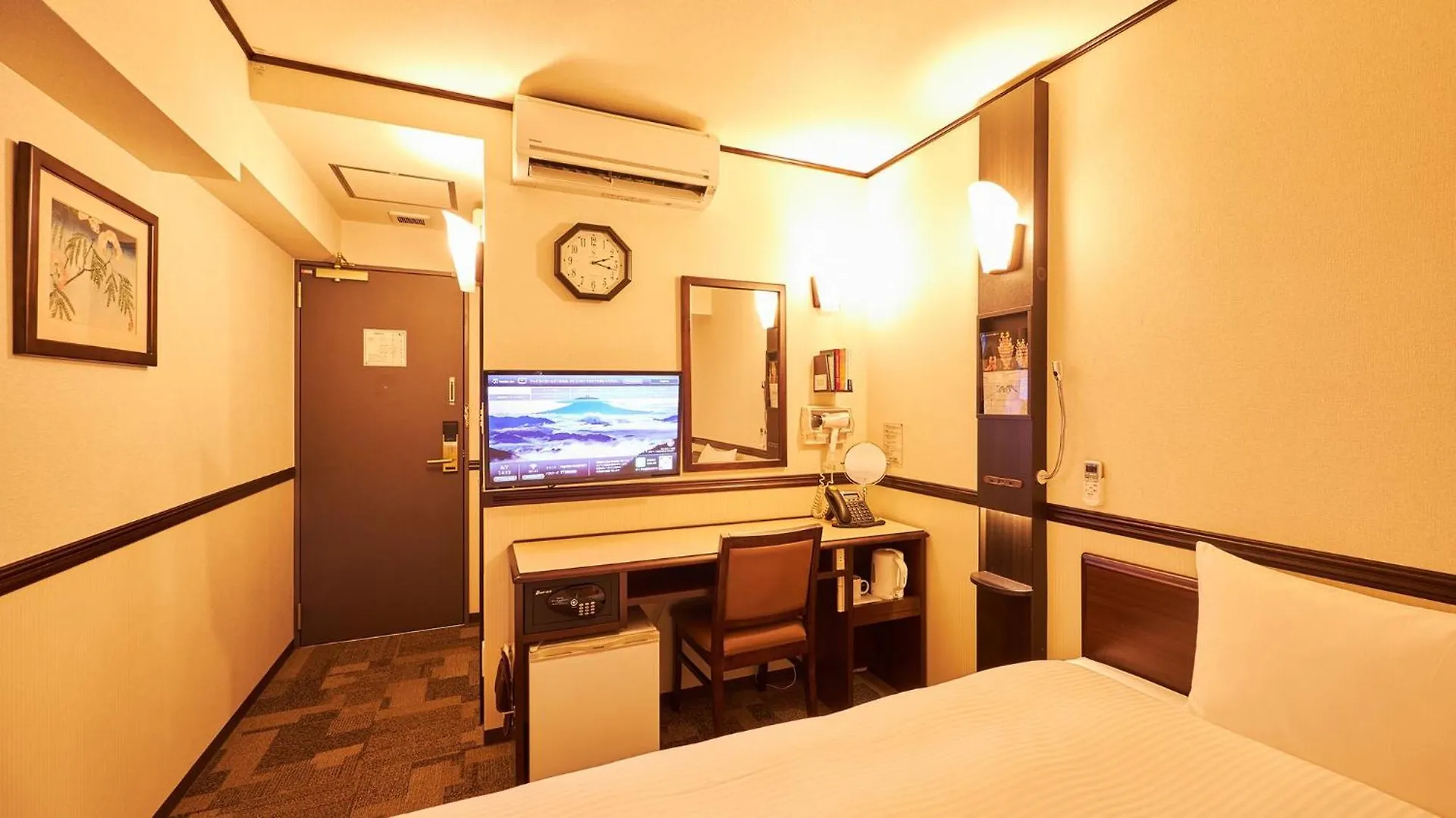 Toyoko Inn Keio Sen Hashimoto Eki Kita Guchi Sagamihara